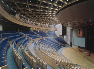 auditorium maximum 2